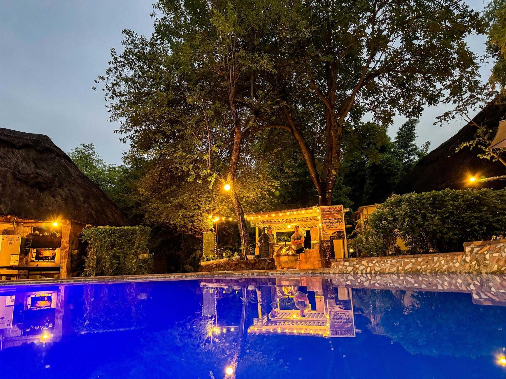 Victoria Falls Backpackers Lodge Екстер'єр фото