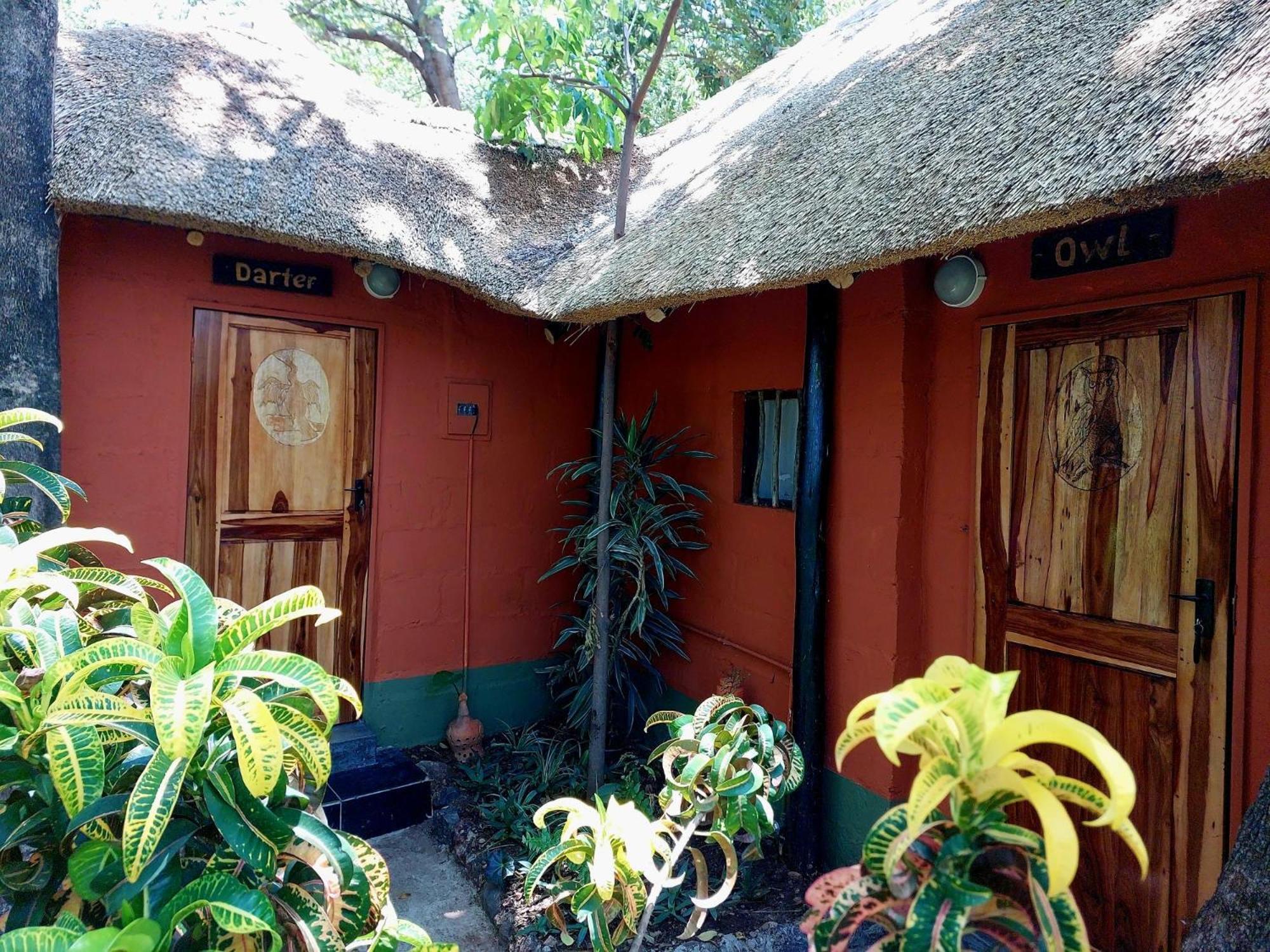 Victoria Falls Backpackers Lodge Екстер'єр фото