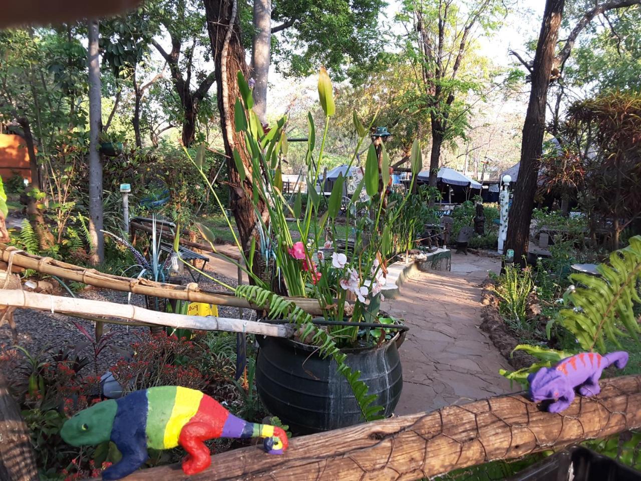 Victoria Falls Backpackers Lodge Екстер'єр фото